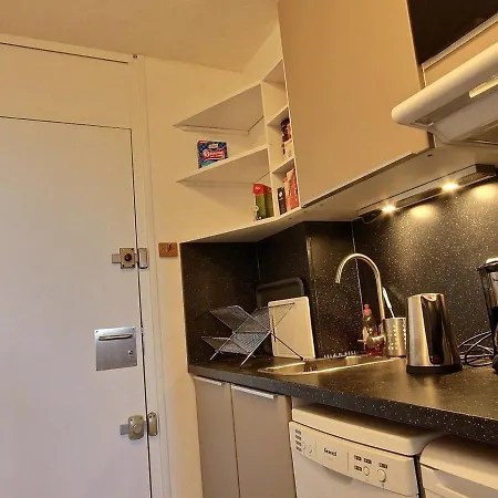 Rénové Avec Balcon, Vue Mont-blanc, Pour 4 Pers. à Aime 2000 - Fr-1-455-80 *